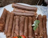 Foto langkah ke 6 dari resep Dadar Gulung Cokelat Isi Fla.