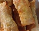 Foto langkah ke 5 dari resep Lumpia goreng.