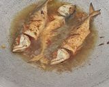 Foto langkah ke 3 dari resep Ikan Kembung Goreng Praktis.