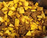 عکس مرحله 5 از دستور خورشت به آلو