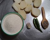 A picture of step 1 of Sooji Potato Vada.