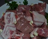 Une image de l'étape 1 de Terrine de porc aux champignons.