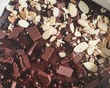 Foto langkah ke 7 dari resep Fudgy Crunchy Brownies.
