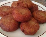 Foto langkah ke 4 dari resep Perkedel Kentang Kornet.
