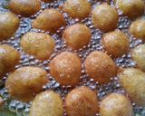 Gambar langkah 3 resipi Cekodok Pisang.