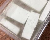 A picture of step 1 of Paneer do Pyaza.
