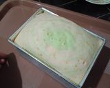 Foto langkah ke 6 dari resep Bolu Kukus Pelangi (2 Telur).