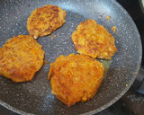 Foto del paso 5 de la receta: Hamburguesas de zanahoria y avena