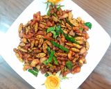 Hình bước làm 3 của món Nhộng tằm xào tóp mỡ