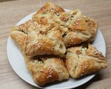 Túrós - medvehagymás batyu recept fázis 4 fotója