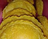 Foto langkah ke 5 dari resep Pastel isian Bihun wortel.