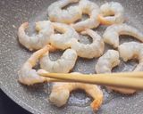 Foto langkah ke 2 dari resep Tumis udang garlic butter.