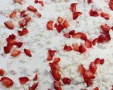 Foto del paso 3 de la receta: Chajá de frutillas arrollado