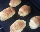 Foto langkah ke 4 dari resep Roti Sosis.