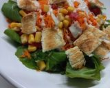 Foto del paso 2 de la receta: Ensalada de Rúcula, Zanahoria, Tomate y Choclo con Salsa Ranch La Spezia