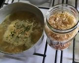 Foto del paso 2 de la receta: Arroz saborizado, palmitos, cherry y queso
