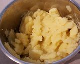 Krumplis pogácsa recept fázis 1 fotója