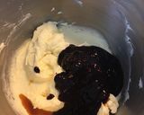 Hình bước làm 7 của món Bánh mousse Blackberries tuyết rơi kg dùng lò nướng