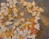 Une image de l'étape 8 de Pâtes à la crème de burrata aux tomates et saucisses.