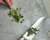 Foto del paso 2 de la receta: Tortilla de hojas de acelgas suizas