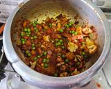 वेज पुलाव(veg pulao recipe in hindi) रेसिपी चरण 3 फोटो
