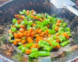 A picture of step 2 of Vegetable Chinese fried rice.