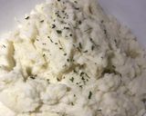 A picture of step 5 of Garlic Mashed Cauliflower.