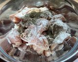 A picture of step 1 of Garlic Chicken.