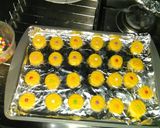 Foto langkah ke 7 dari resep Kukis Keju 3 Bahan (Kue Kering Tanpa Telur Tanpa Mixer).