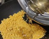 A picture of step 3 of Besan burfi.