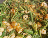 Foto del paso 2 de la receta: Espárragos verdes con gambas al pilpil!!