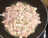 Foto langkah ke 1 dari resep Cumi asin pelangi mercon (pedas).