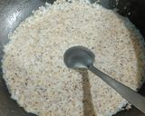 A picture of step 3 of Rajgira halwa.
