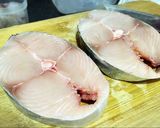 Hình bước làm 1 của món Cá thu chiên sốt cà chua