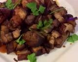 A picture of step 11 of Crispy Pork Belly with Chilli Caramel.