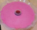 Foto langkah ke 6 dari resep Puding rasa strawberry.