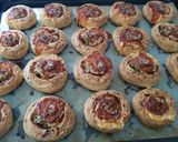 Foto del paso 5 de la receta: Scones enrollados con Lomito, Queso y Aceitunas