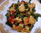 Foto langkah ke 4 dari resep Tumis simpel kacang panjang tahu.
