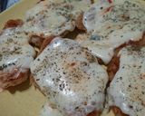 Foto del paso 5 de la receta: Milanesas con salsa, quesos y cintas gruesas