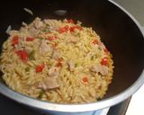 Foto del paso 3 de la receta: Pastas con cerdo y verduras