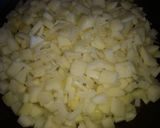 Foto del paso 1 de la receta: Tortilla de papas rellena de jamón y queso 💋