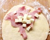 A picture of step 7 of Panzerotti.