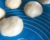 Foto langkah ke 3 dari resep Roti Manis Homemade.