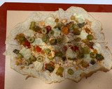Foto del paso 5 de la receta: Pizza fit rápida, fina y crujiente, con base de yogur