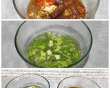 Foto langkah ke 3 dari resep Ayam Kukus, Garlic chili oil, Minyak daun bawang.