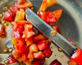 A picture of step 1 of Dudhi ke kofta.
