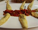 Foto del paso 5 de la receta Anchoas rebozadas en tempura con pimientos