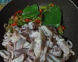 Foto langkah ke 5 dari resep Cumi Masak Ijo.