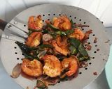 Foto langkah ke 4 dari resep Udang Goreng Bumbu.