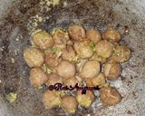 Foto langkah ke 3 dari resep Bakso Goreng Pedas.